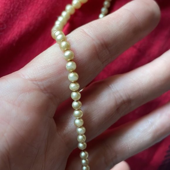 Vintage Pearl Beads and Rhinestone Pendant Necklace 17” - Picture 7 of 9